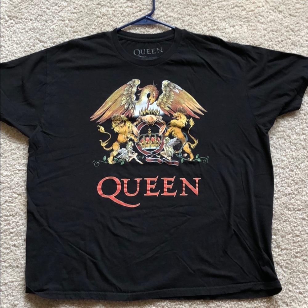 Queen band tee